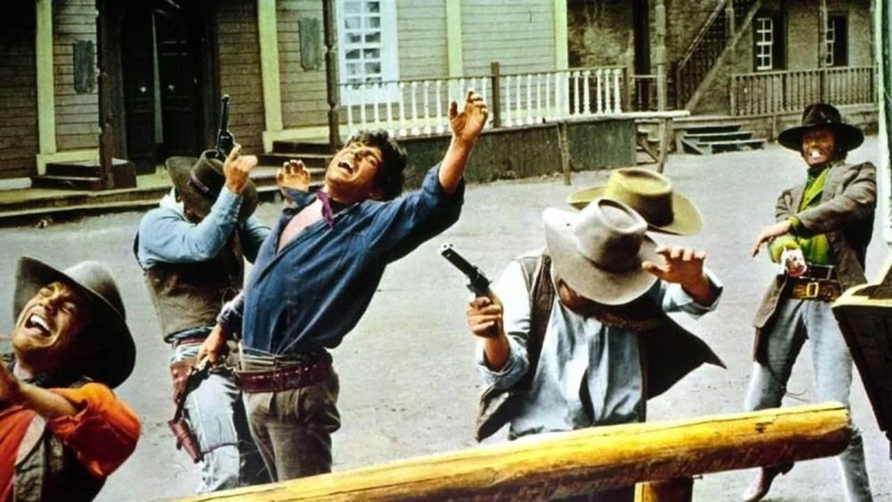 Arizona si scatenò... e li fece fuori tutti!
