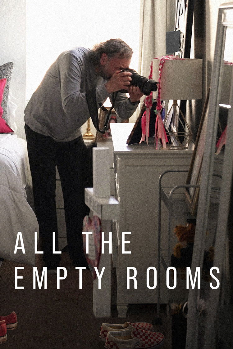 Locandina di All the Empty Rooms: le stanze di chi non tornerà