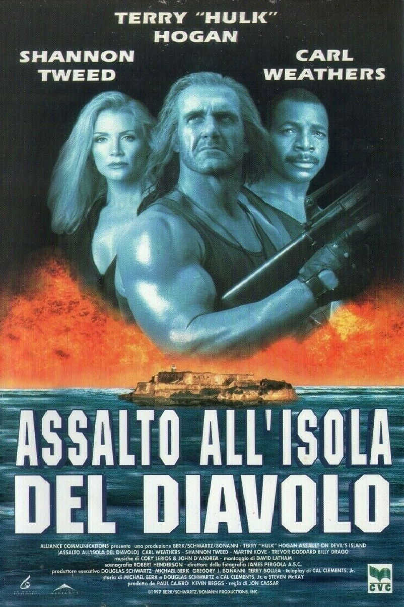 Locandina di Assalto all'isola del diavolo
