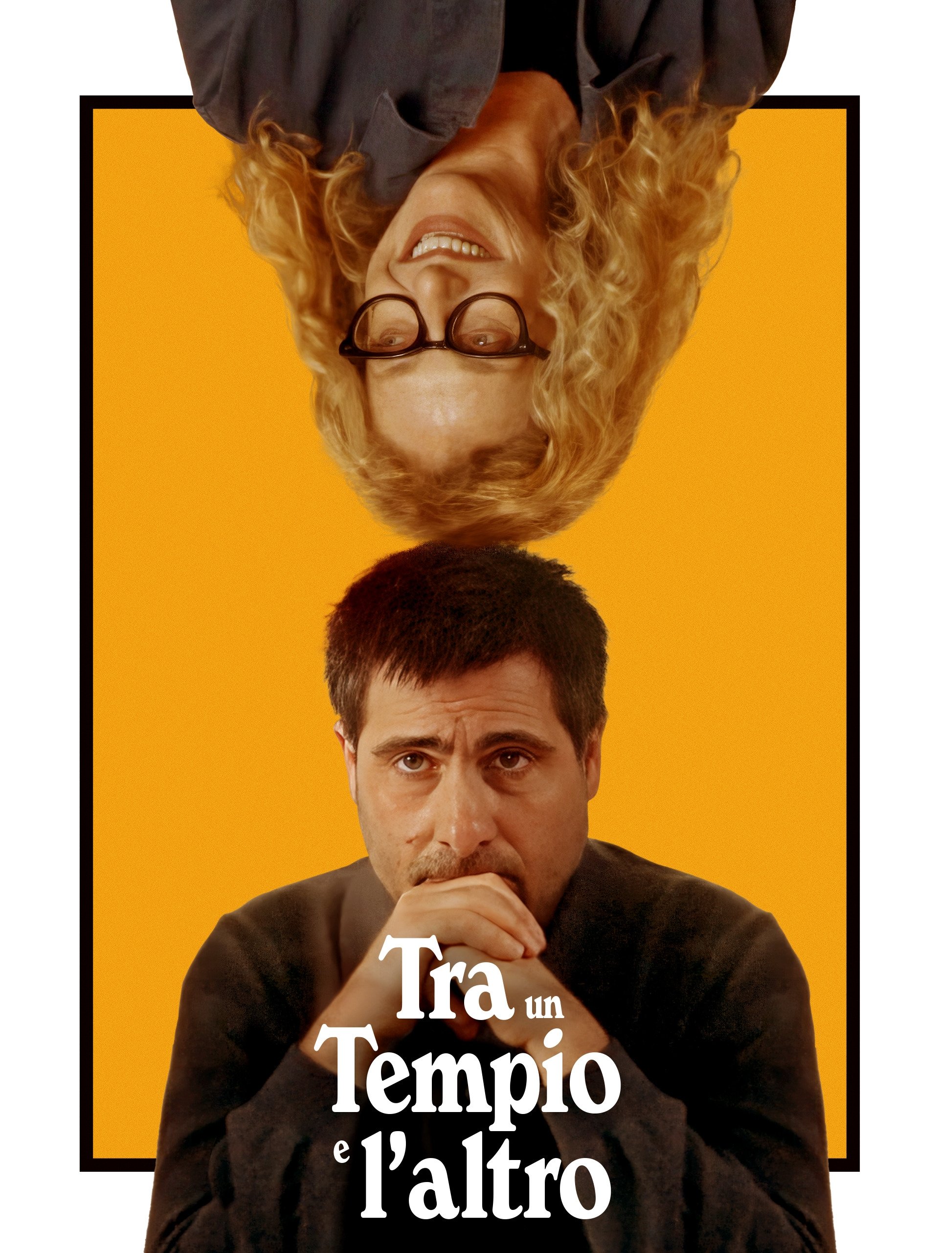 Locandina di Tra un tempio e l'altro